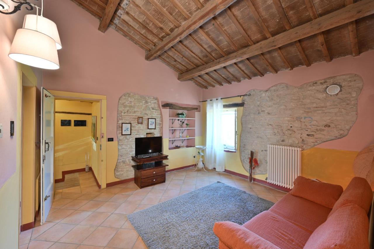 Casale Romani Country Residence Cerreto Castello Bagian luar foto